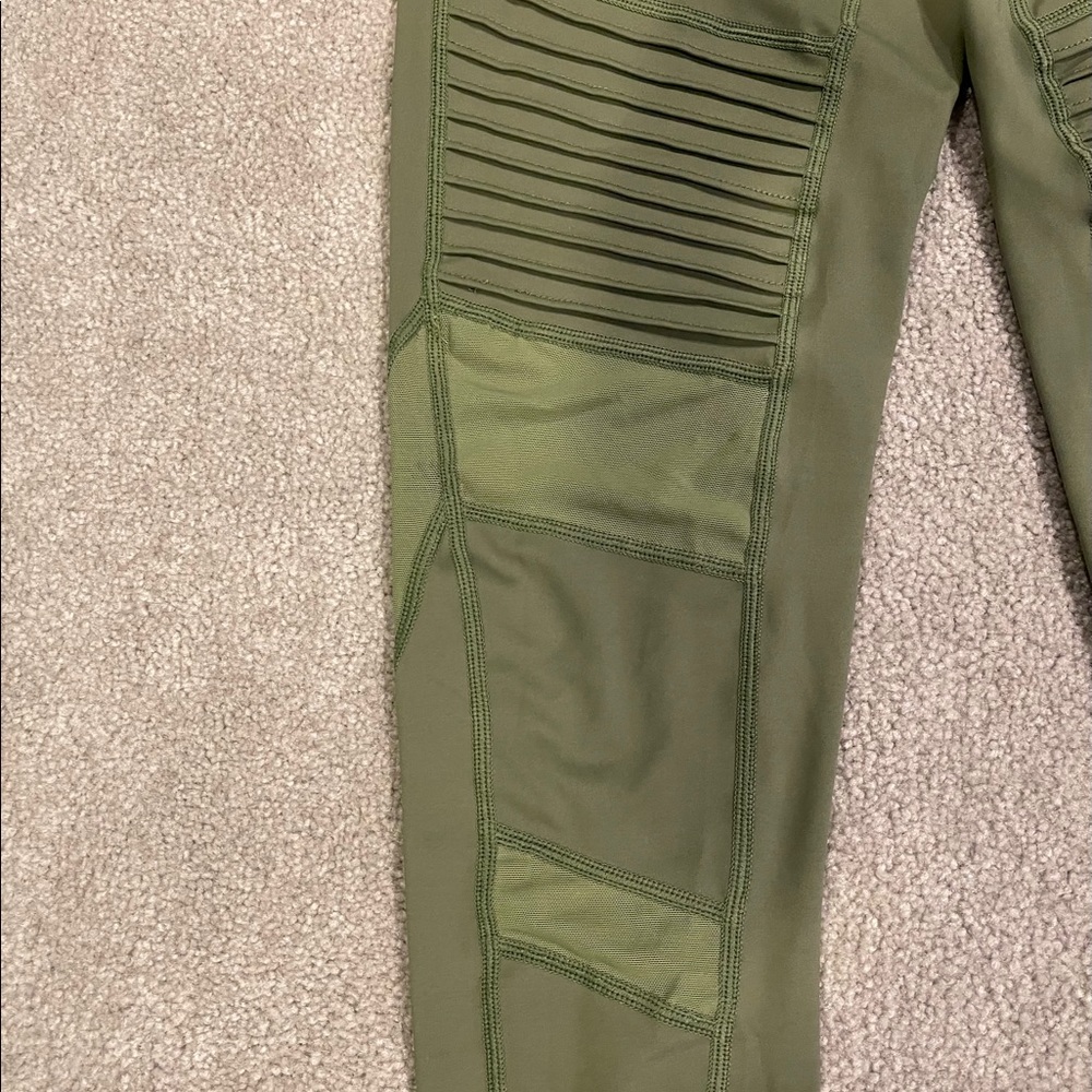 Stronger Activewear Leggings